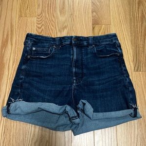 American Eagle Curvy Super Hi-Rise Shortie